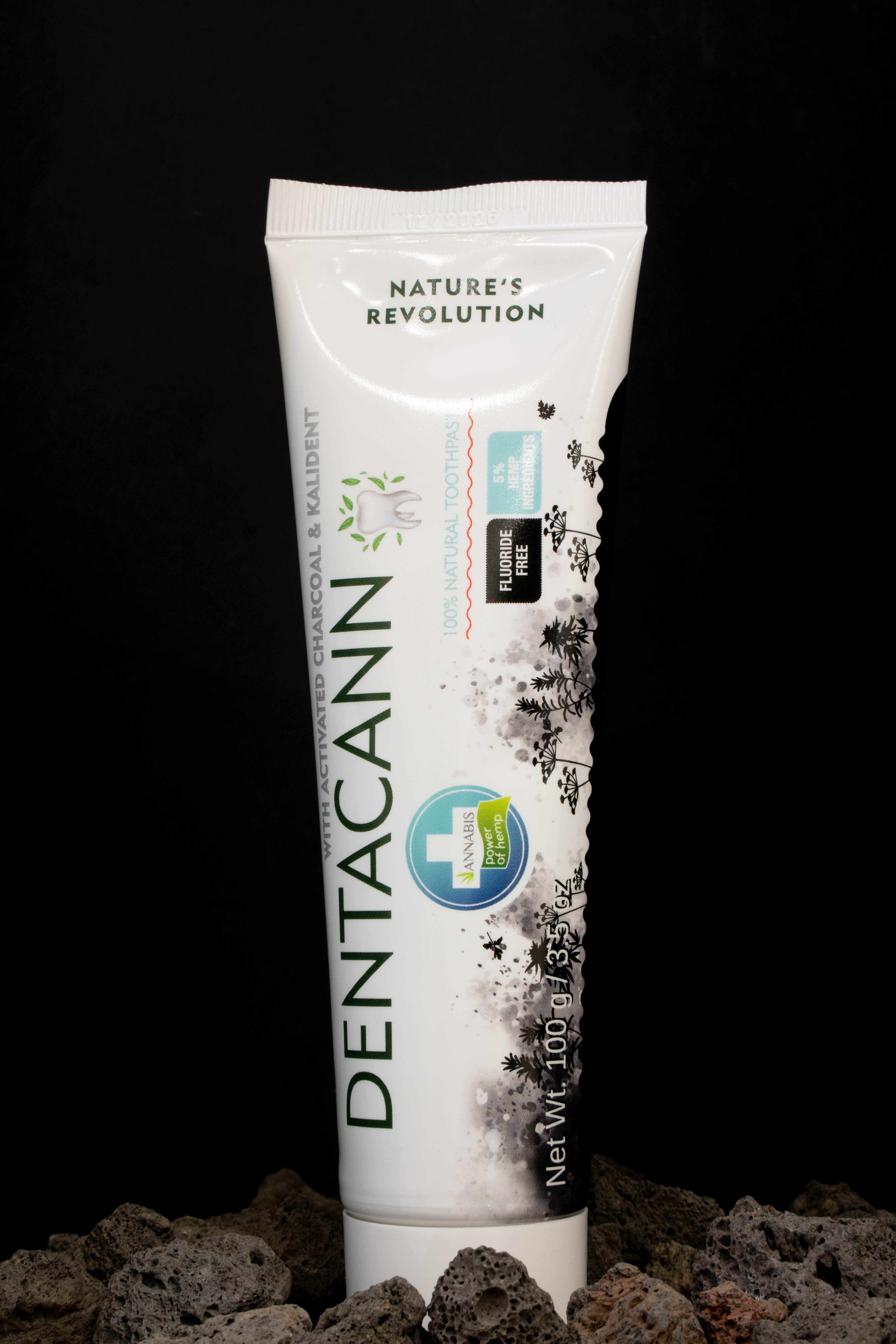 Dentacann – Pasta de Dientes Natural de Cáñamo y Carbón Activo